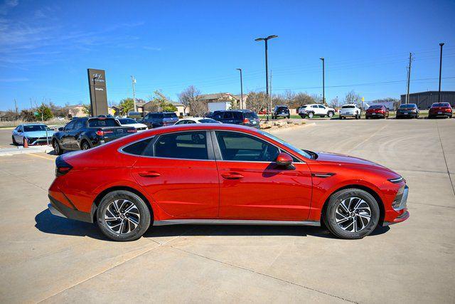 2026 Hyundai Sonata Hybrid Blue