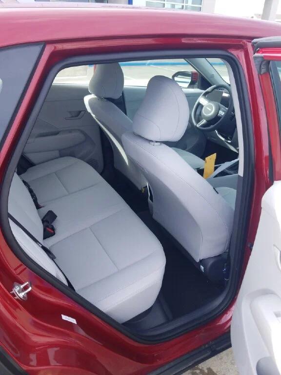 2026 Hyundai Kona SE