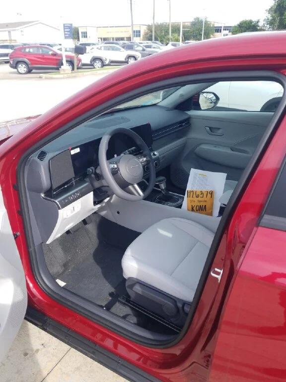 2026 Hyundai Kona SE