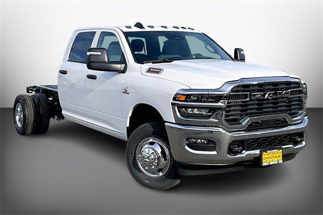 2026 RAM Ram 3500 Chassis Cab RAM 3500 TRADESMAN CREW CAB CHASSIS 4X4 60 CA
