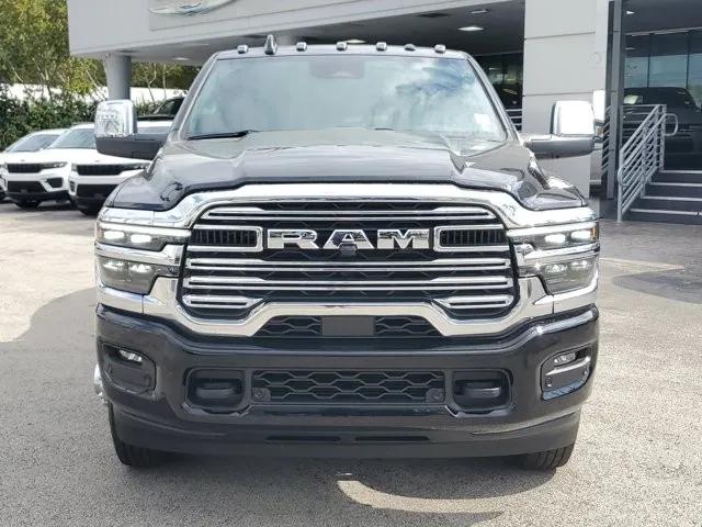 2026 RAM Ram 3500 RAM 3500 LARAMIE CREW CAB 4X4 8 BOX