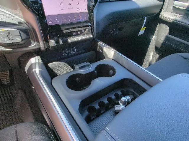 2026 Ram 3500 Big Horn Crew Cab 4x4 6'4" Box
