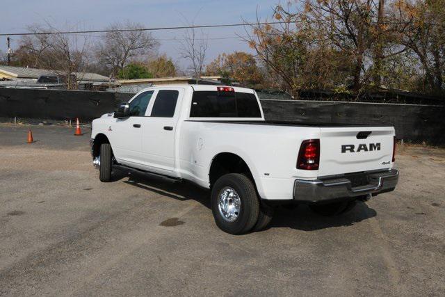 2026 RAM Ram 3500 RAM 3500 TRADESMAN CREW CAB 4X4 8 BOX