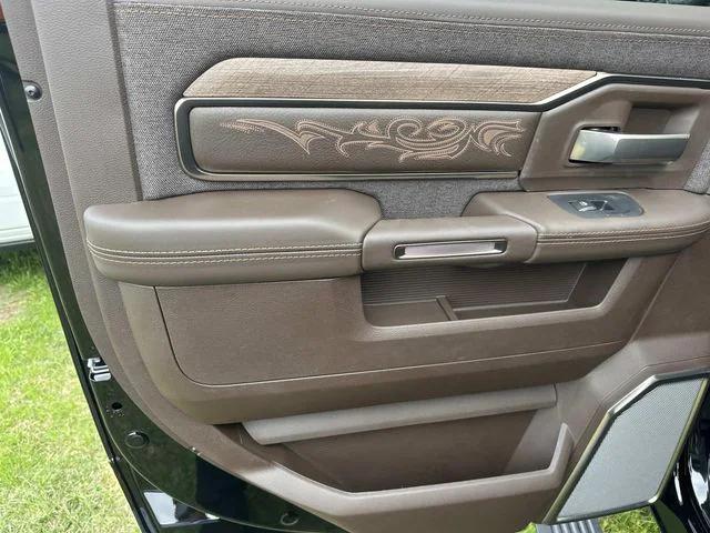 2026 Ram 2500 Limited Longhorn Crew Cab 4x4 6'4" Box