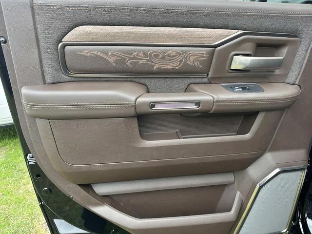 2026 Ram 2500 Limited Longhorn Crew Cab 4x4 6'4" Box