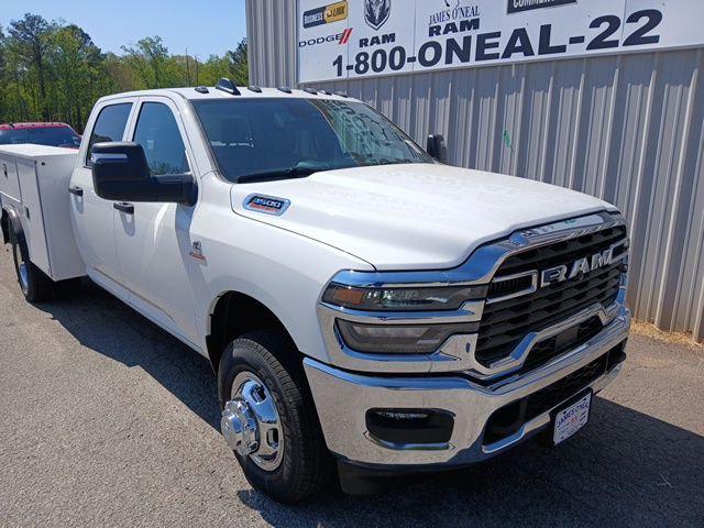 2026 RAM Ram 3500 Chassis Cab RAM 3500 TRADESMAN CREW CAB CHASSIS 4X4 60 CA