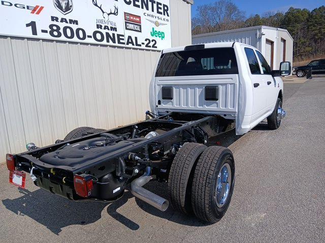 2026 RAM Ram 3500 Chassis Cab RAM 3500 TRADESMAN CREW CAB CHASSIS 4X4 60 CA
