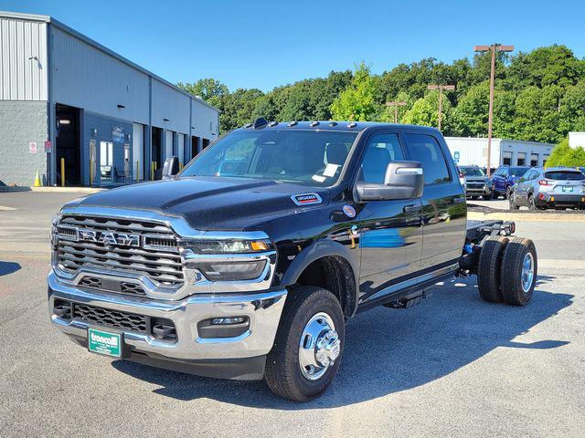 2026 RAM 3500 Chassis RAM 3500 TRADESMAN CREW CAB CHASSIS 4X4 60 CA