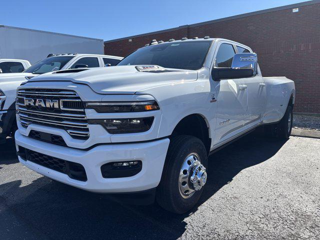 2026 RAM Ram 3500 RAM 3500 LARAMIE CREW CAB 4X4 8 BOX