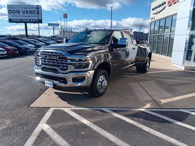 2026 RAM Ram 3500 RAM 3500 LIMITED LONGHORN MEGA CAB 4X4 64 BOX 2026 RAM Ram 3500 RAM 3500 LIMITED LONGHORN MEGA CAB 4X4 64 BOX