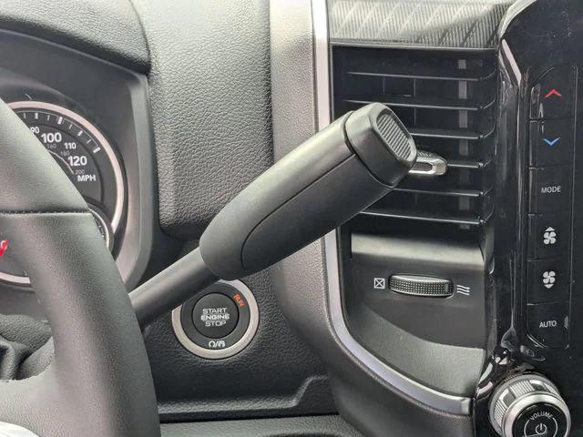 2026 Ram 2500 Big Horn Crew Cab 4x4 64 Box