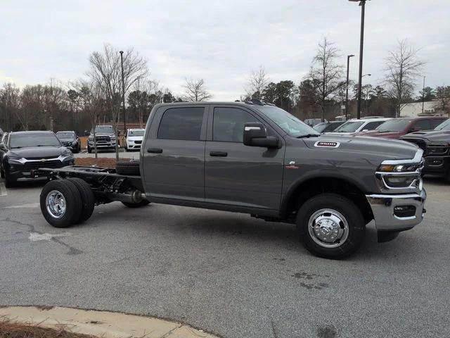 2026 RAM Ram 3500 Chassis Cab RAM 3500 TRADESMAN CREW CAB CHASSIS 4X4 60 CA