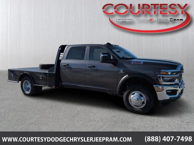 2026 RAM Ram 3500 Chassis Cab RAM 3500 TRADESMAN CREW CAB CHASSIS 4X4 60 CA