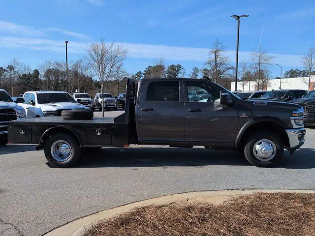2026 RAM Ram 3500 Chassis Cab RAM 3500 TRADESMAN CREW CAB CHASSIS 4X4 60 CA
