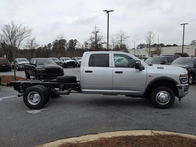 2026 RAM Ram 3500 Chassis Cab RAM 3500 TRADESMAN CREW CAB CHASSIS 4X4 60 CA 2026 RAM Ram 3500 Chassis Cab RAM 3500 TRADESMAN CREW CAB CHASSIS 4X4 60 CA