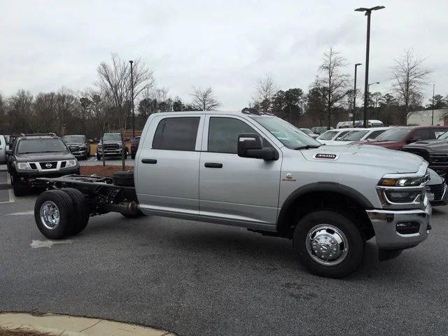 2026 RAM Ram 3500 Chassis Cab RAM 3500 TRADESMAN CREW CAB CHASSIS 4X4 60 CA