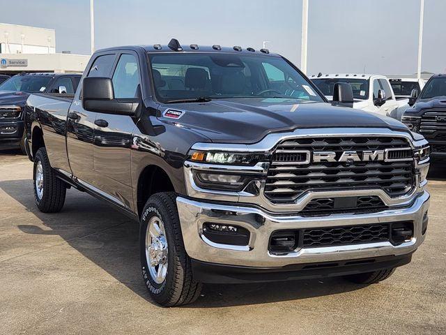2026 RAM Ram 2500 RAM 2500 TRADESMAN CREW CAB 4X4 8 BOX