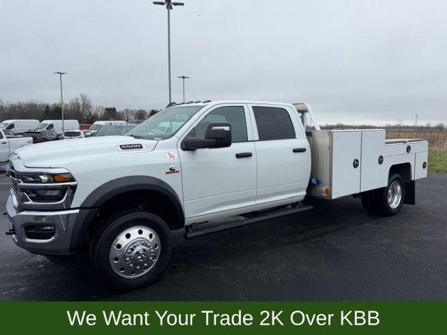 2026 RAM Ram 5500 Chassis Cab RAM 5500 TRADESMAN CHASSIS CREW CAB 4X4 84 CA