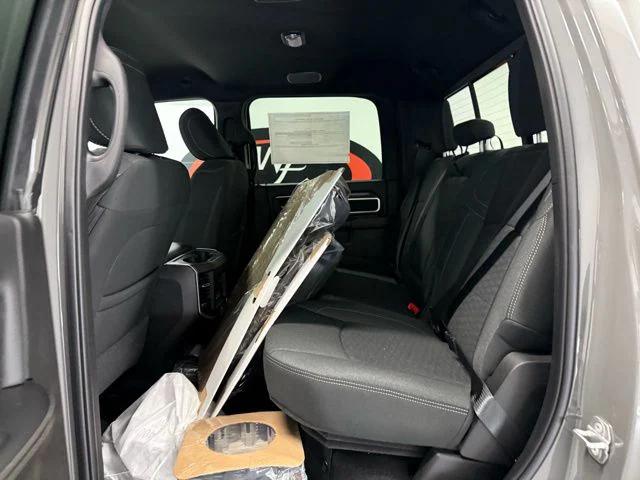 2026 Ram 3500 Big Horn Crew Cab 4x4 8 Box