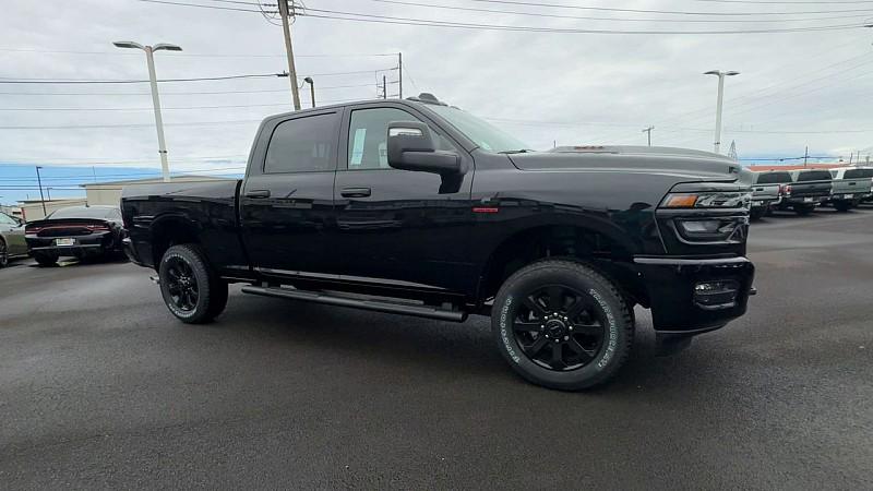 2026 RAM Ram 2500 RAM 2500 BLACK EXPRESS CREW CAB 4X4 64 BOX 2026 RAM Ram 2500 RAM 2500 BLACK EXPRESS CREW CAB 4X4 64 BOX