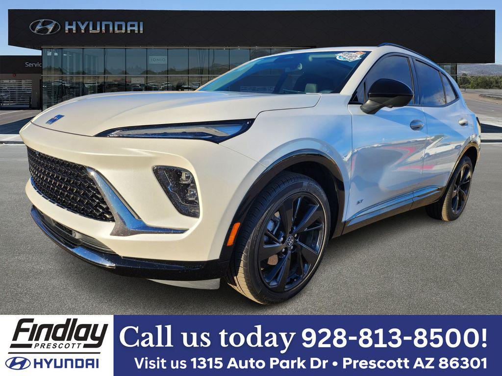 2025 Buick Envision Sport Touring's photo