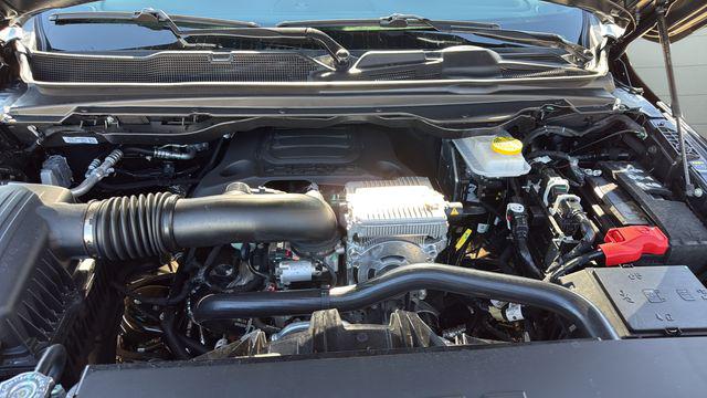 2026 Ram 1500 Lone Star Crew Cab 4x4 5'7" Box