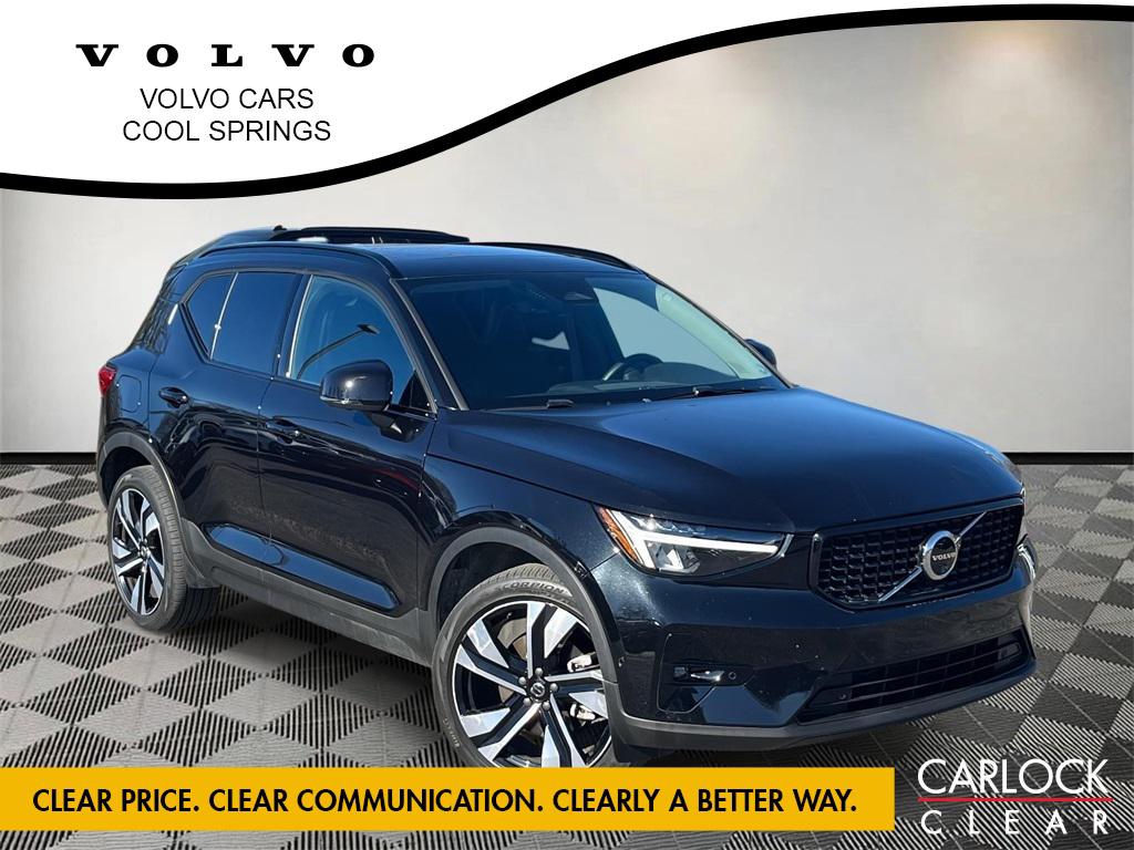 2024 Volvo XC40 Plus