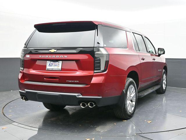 2025 Chevrolet Suburban 4WD Premier