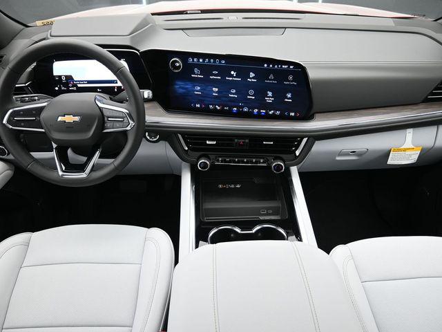 2025 Chevrolet Suburban 4WD Premier