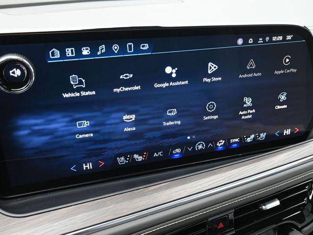 2025 Chevrolet Suburban 4WD Premier