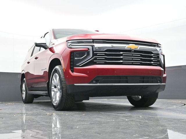 2025 Chevrolet Suburban 4WD Premier
