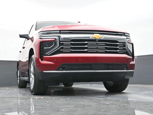 2025 Chevrolet Suburban 4WD Premier