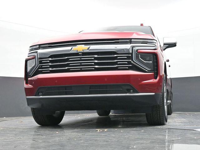 2025 Chevrolet Suburban 4WD Premier