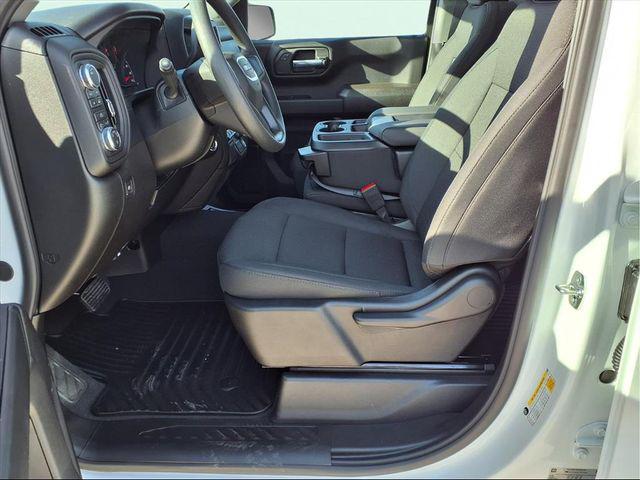 2026 GMC Sierra 1500 Crew Cab, Short Bed, Pro, 4WD