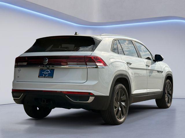 2026 Volkswagen Atlas Cross Sport SE with Technology
