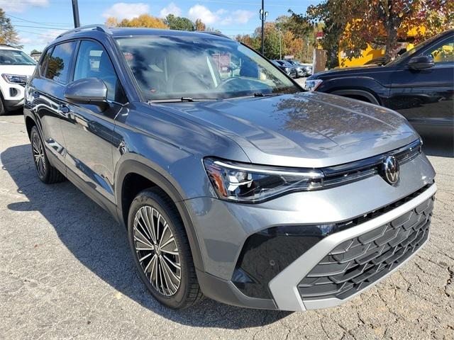 2025 Volkswagen Taos 1.5T SE