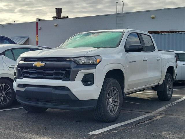 2023 Chevrolet Colorado 4WD Crew Cab Short Box LT
