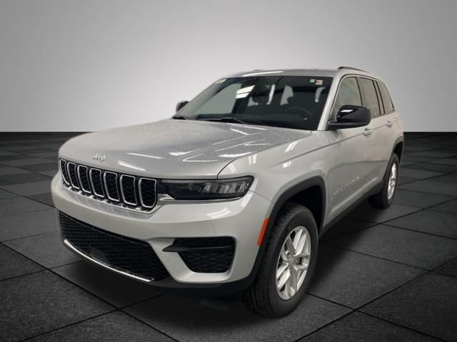 2025 Jeep Grand Cherokee Laredo X 4x4