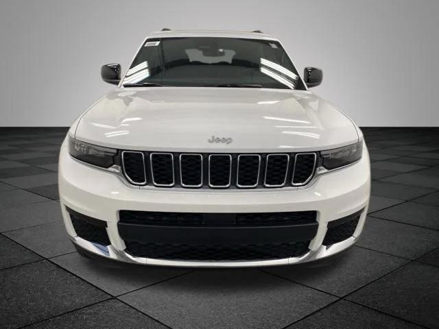 2025 Jeep Grand Cherokee L Laredo X 4x4