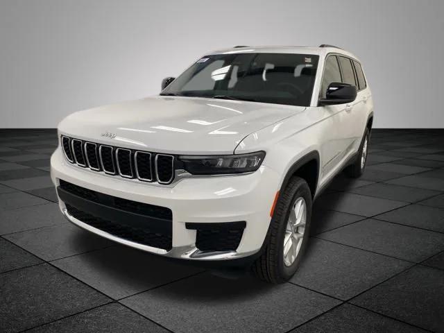 2025 Jeep Grand Cherokee L Laredo X 4x4