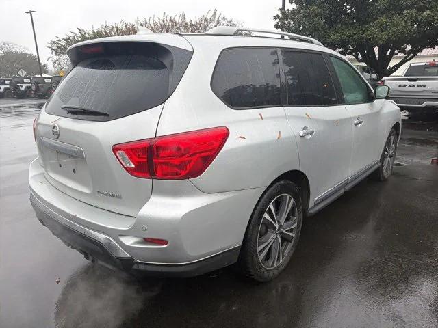 2020 Nissan Pathfinder Platinum 2WD