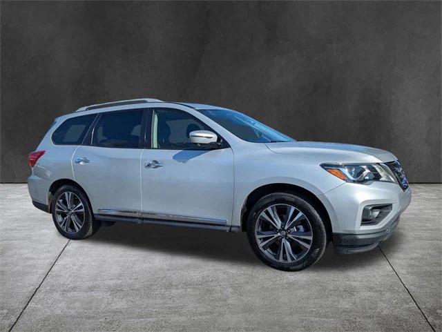 2020 Nissan Pathfinder Platinum 2WD