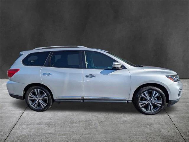 2020 Nissan Pathfinder Platinum 2WD