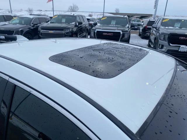 2018 Acura RLX Sport Hybrid w/Advance Package