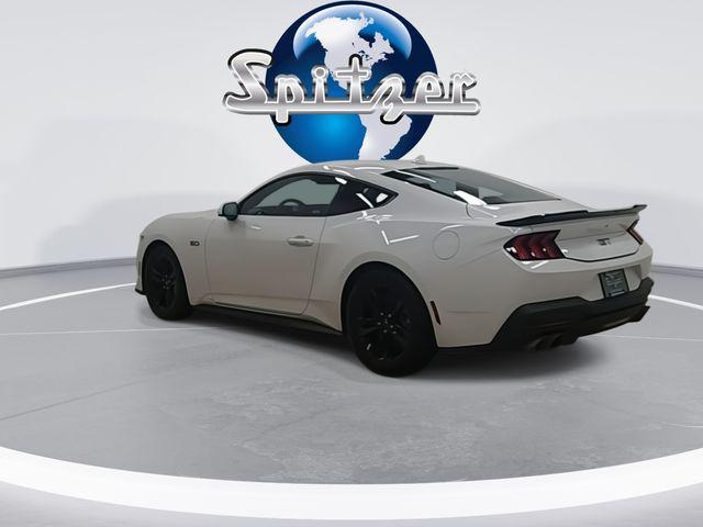 2025 Ford Mustang GT Fastback