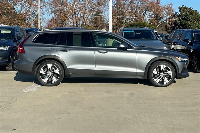 2020 Volvo V60 Cross Country T5 2020 Volvo V60 Cross Country T5