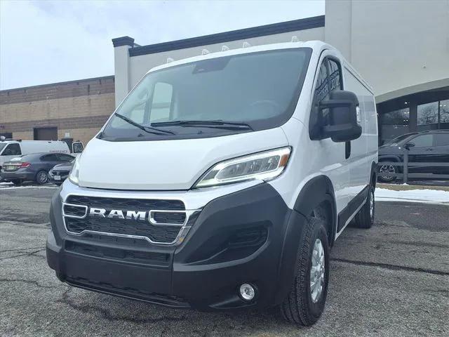 2024 RAM ProMaster 2500 Cargo Van SLT Low Roof 136 WB