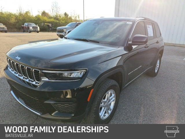 2022 Jeep Grand Cherokee Laredo 4x4