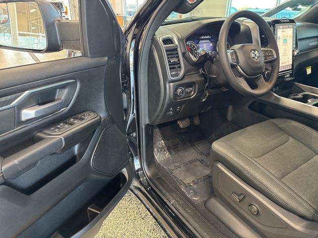 2025 RAM Ram 1500 RAM 1500 BIG HORN CREW CAB 4X4 57 BOX 2025 RAM Ram 1500 RAM 1500 BIG HORN CREW CAB 4X4 57 BOX