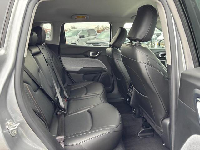 2022 Jeep Compass Latitude Lux 4x4